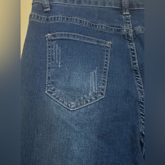 Johnny Was High Rise - Picture 6 of 9